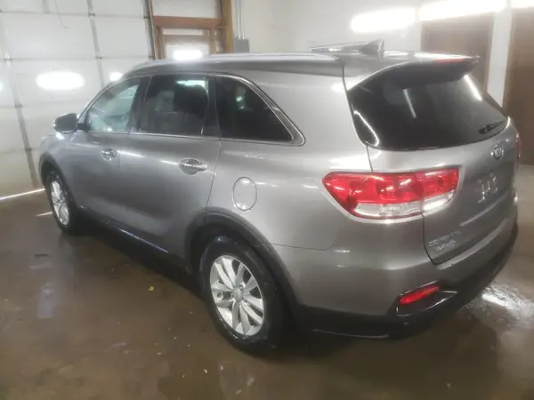 5XYPGDA34GG021318 2016 KIA SORENTO - Image 2