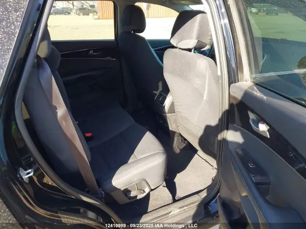 5XYPGDA34GG025563 2016 KIA SORENTO - Image 8