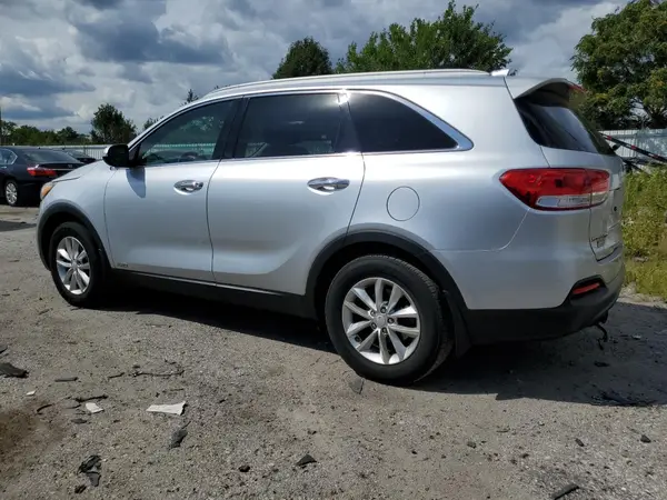 5XYPGDA34GG030830 2016 KIA SORENTO - Image 2