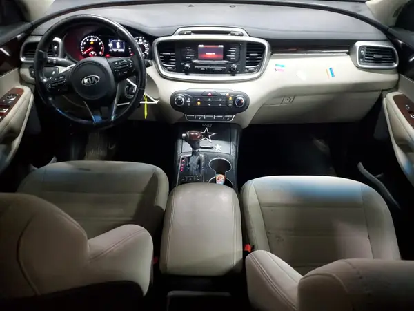 5XYPGDA34GG045036 2016 KIA SORENTO - Image 8