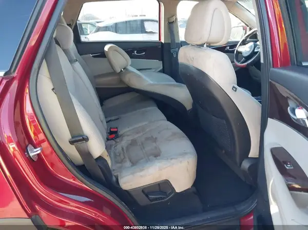 5XYPGDA34GG053489 2016 KIA SORENTO - Image 8