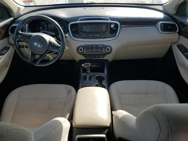 5XYPGDA34GG056831 2016 KIA SORENTO - Image 8