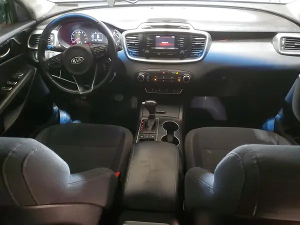 5XYPGDA34GG056960 2016 KIA SORENTO - Image 8