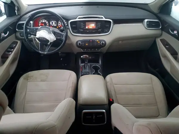 5XYPGDA34GG057834 2016 KIA SORENTO - Image 8