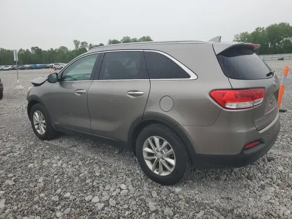 5XYPGDA34GG064380 2016 KIA SORENTO - Image 2