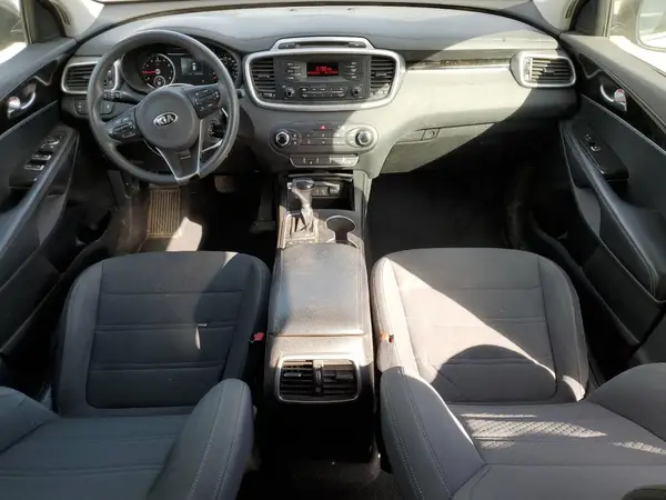 5XYPGDA34GG067764 2016 KIA SORENTO - Image 8