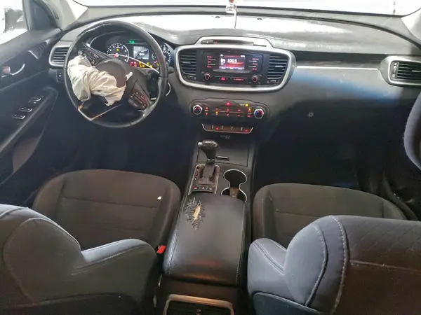 5XYPGDA34GG097606 2016 KIA SORENTO - Image 8