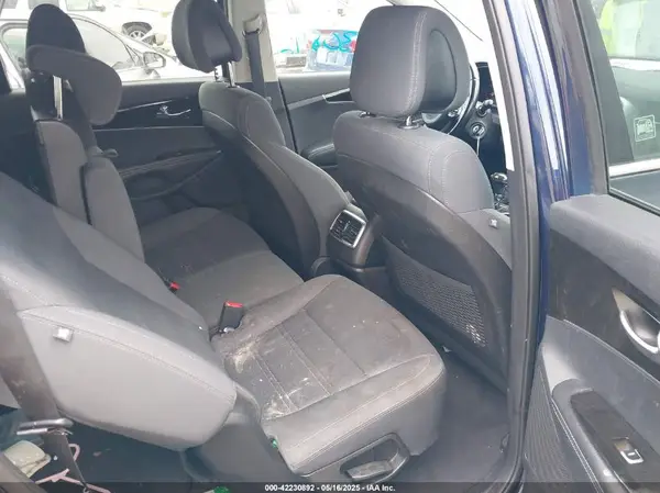 5XYPGDA34GG101590 2016 KIA SORENTO - Image 8