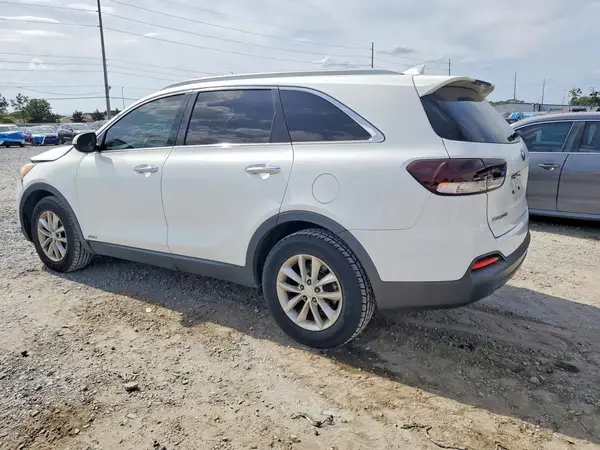 5XYPGDA34GG103016 2016 KIA SORENTO - Image 2