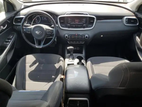 5XYPGDA34GG104067 2016 KIA SORENTO - Image 8