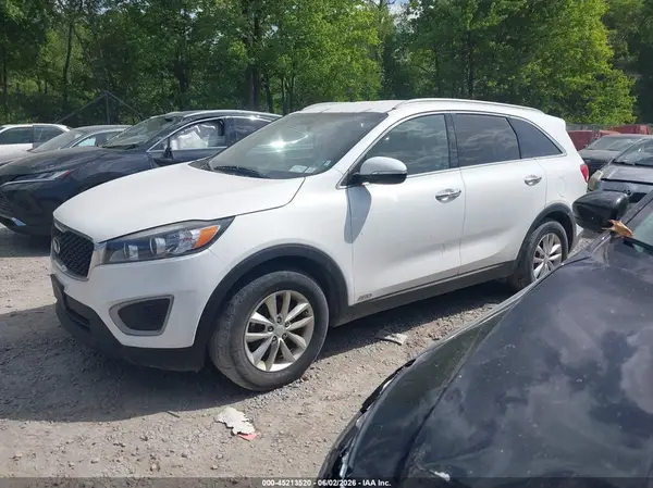 5XYPGDA34GG105350 2016 KIA SORENTO - Image 2