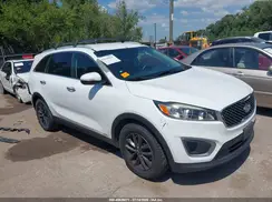 5XYPGDA34GG109818 2016 KIA SORENTO