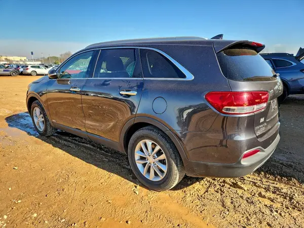 5XYPGDA34GG110757 2016 KIA SORENTO - Image 2