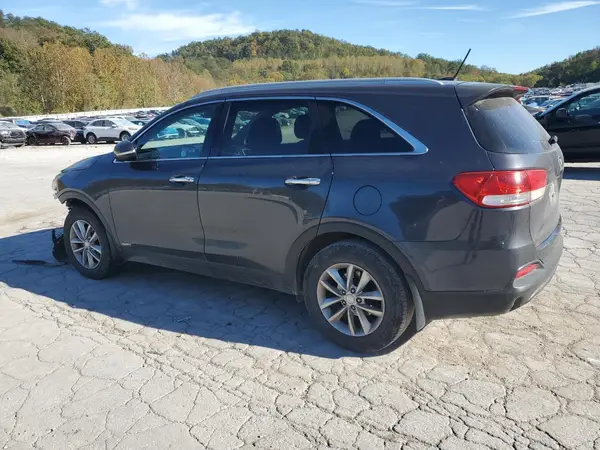 5XYPGDA34GG111276 2016 KIA SORENTO - Image 2