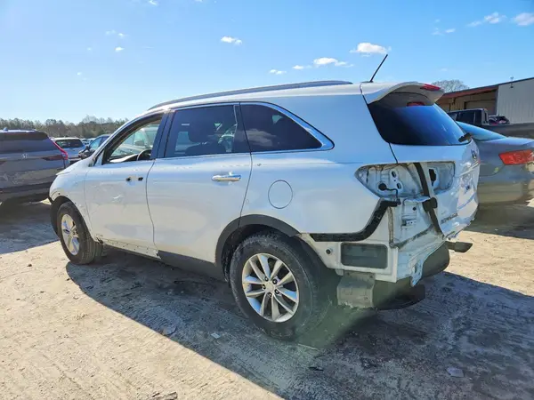 5XYPGDA34GG125260 2016 KIA SORENTO - Image 2