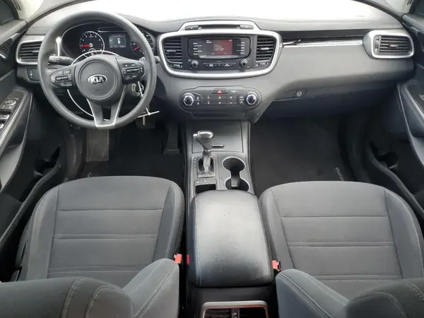 5XYPGDA34GG147078 2016 KIA SORENTO - Image 8