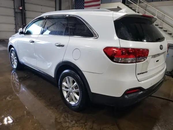 5XYPGDA34GG155746 2016 KIA SORENTO - Image 2
