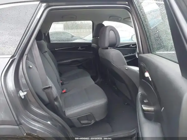 5XYPGDA34GG165127 2016 KIA SORENTO - Image 8