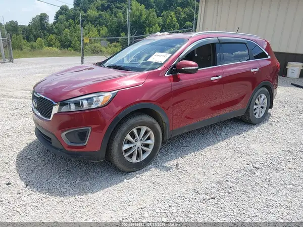 5XYPGDA34GG168643 2016 KIA SORENTO - Image 2