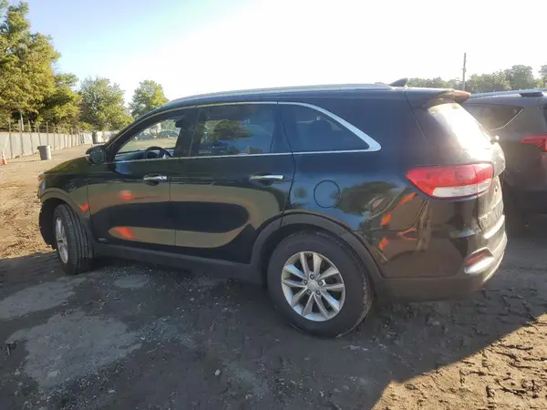5XYPGDA34HG232309 2017 KIA SORENTO - Image 2