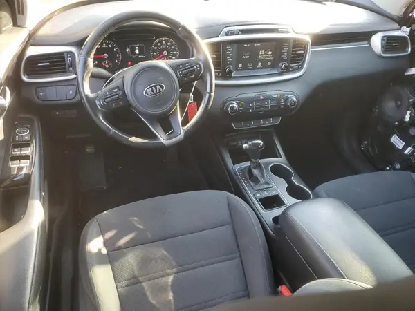 5XYPGDA34HG232309 2017 KIA SORENTO - Image 8