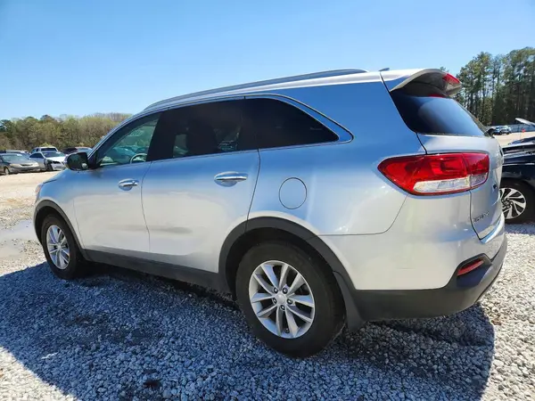 5XYPGDA34HG233234 2017 KIA SORENTO - Image 2