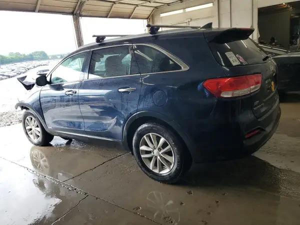 5XYPGDA34HG236313 2017 KIA SORENTO - Image 2