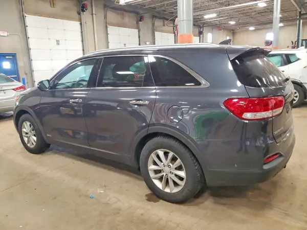 5XYPGDA34HG248509 2017 KIA SORENTO - Image 2