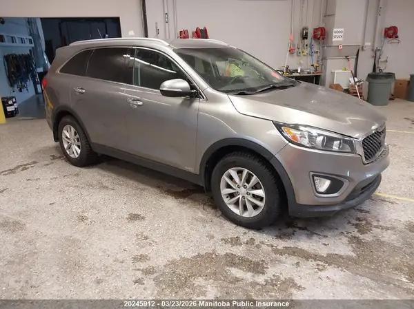 5XYPGDA34HG255962 2017 KIA SORENTO - Image 1