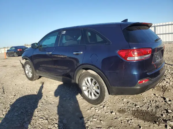 5XYPGDA34HG274009 2017 KIA SORENTO - Image 2