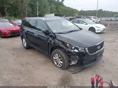 5XYPGDA34HG284135 2017 KIA SORENTO