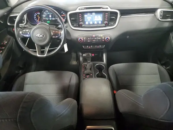 5XYPGDA34HG287715 2017 KIA SORENTO - Image 8