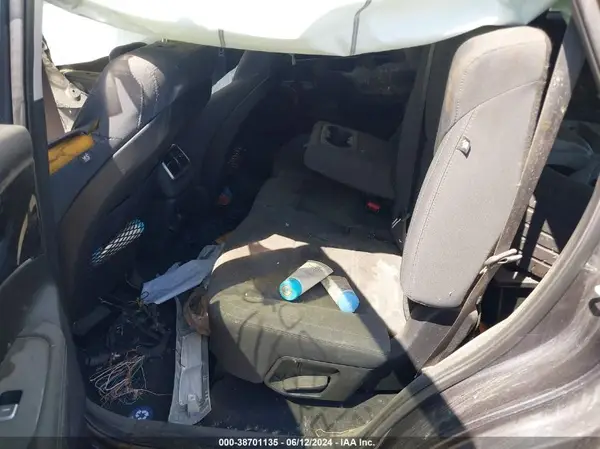 5XYPGDA34HG299492 2017 KIA SORENTO - Image 8