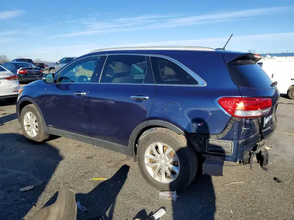 5XYPGDA34HG303430 2017 KIA SORENTO - Image 2