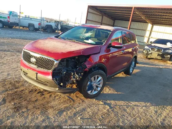 5XYPGDA34HG303511 2017 KIA SORENTO - Image 2