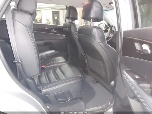 5XYPGDA34HG329218 2017 KIA SORENTO - Image 8