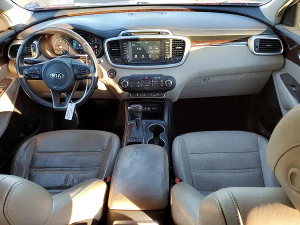 5XYPGDA34HG333477 2017 KIA SORENTO - Image 8