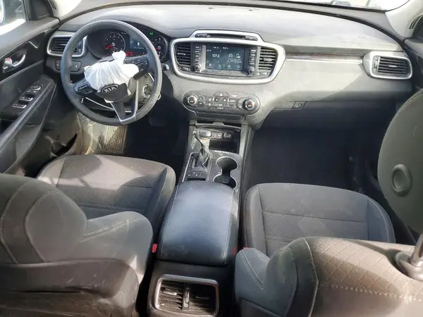 5XYPGDA34JG367070 2018 KIA SORENTO - Image 8