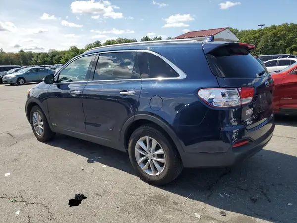 5XYPGDA34JG368414 2018 KIA SORENTO - Image 2