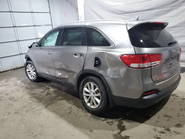 5XYPGDA34JG376206 2018 KIA SORENTO - Image 2