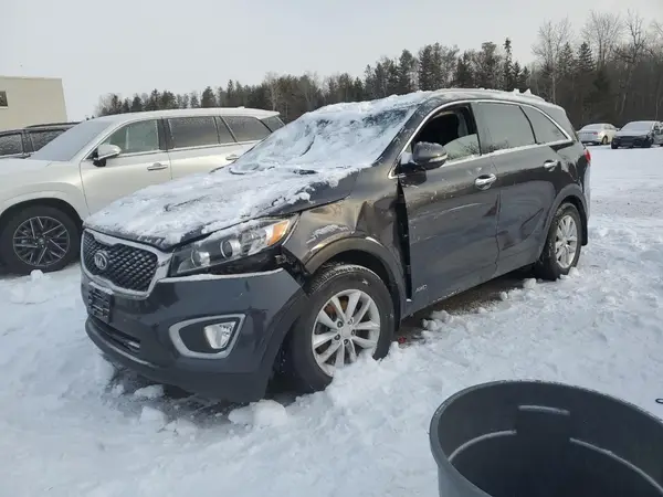 5XYPGDA34JG378201 2018 KIA SORENTO - Image 1