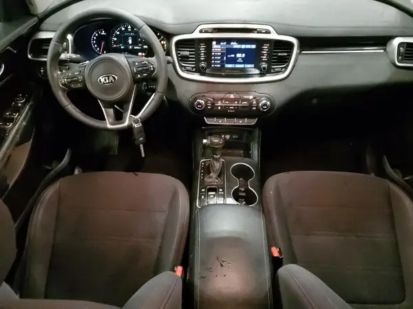 5XYPGDA34JG398688 2018 KIA SORENTO - Image 8