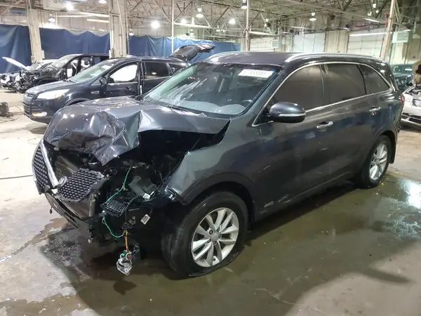 5XYPGDA34JG408636 2018 KIA SORENTO - Image 1