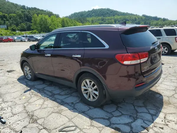 5XYPGDA34JG415442 2018 KIA SORENTO - Image 2