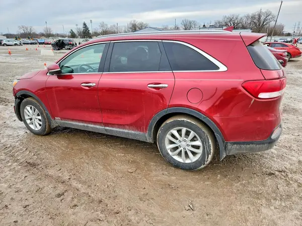 5XYPGDA34JG416235 2018 KIA SORENTO - Image 2