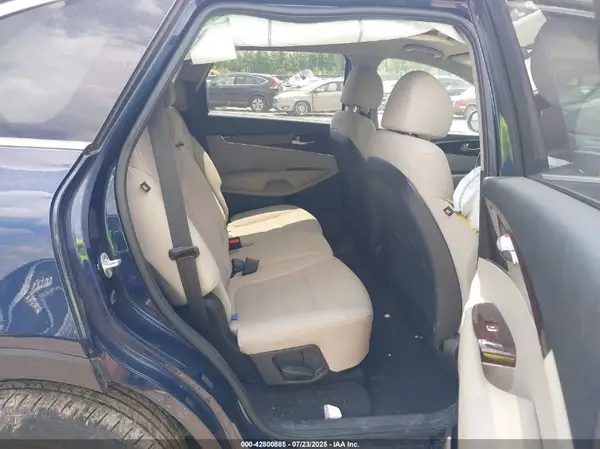 5XYPGDA34JG420074 2018 KIA SORENTO - Image 8