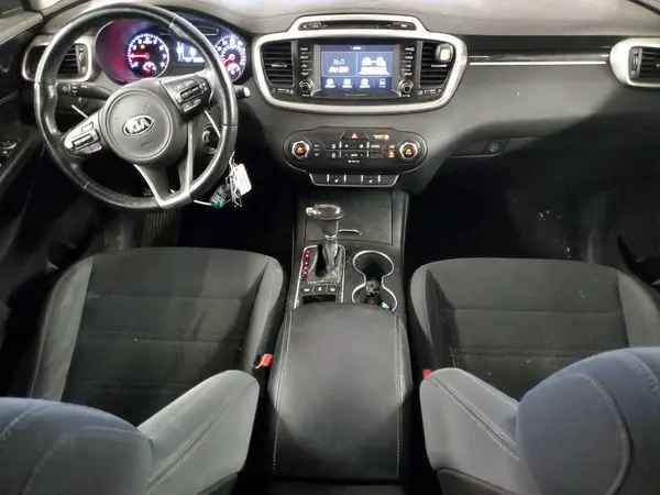 5XYPGDA34JG426098 2018 KIA SORENTO - Image 8