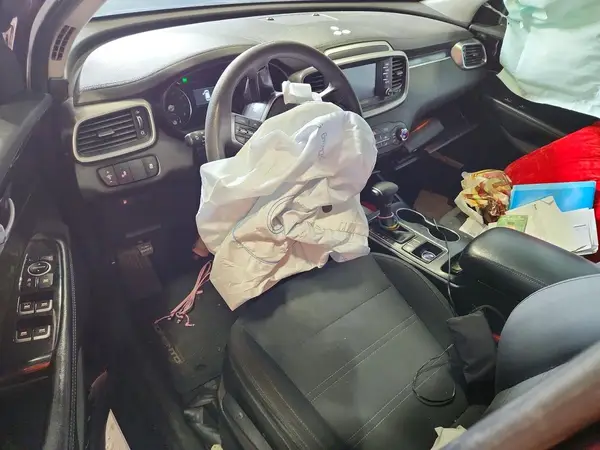 5XYPGDA34KG437491 2019 KIA SORENTO - Image 8