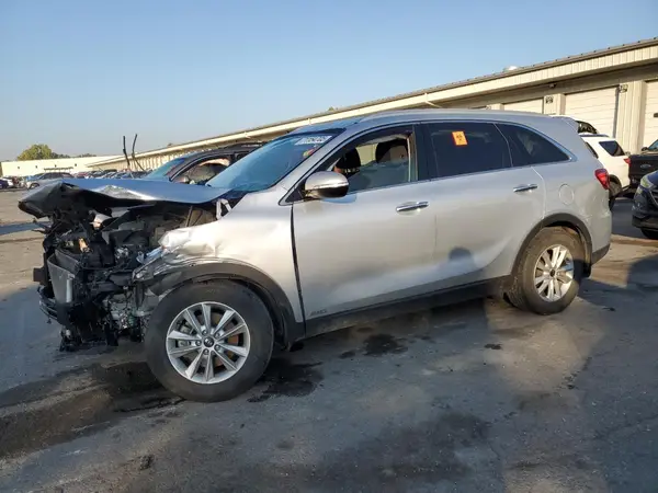 5XYPGDA34KG438074 2019 KIA SORENTO - Image 1