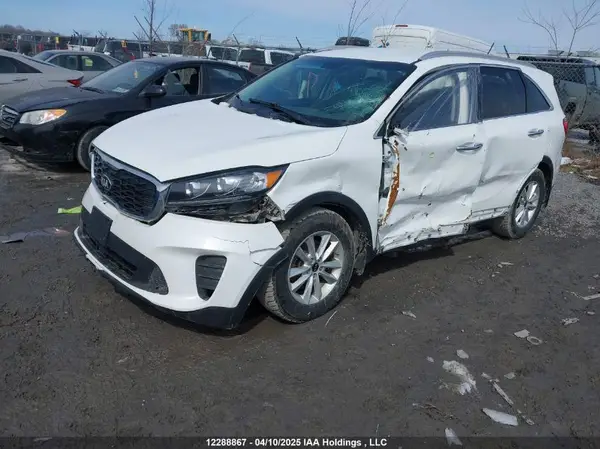 5XYPGDA34KG456381 2019 KIA SORENTO - Image 2